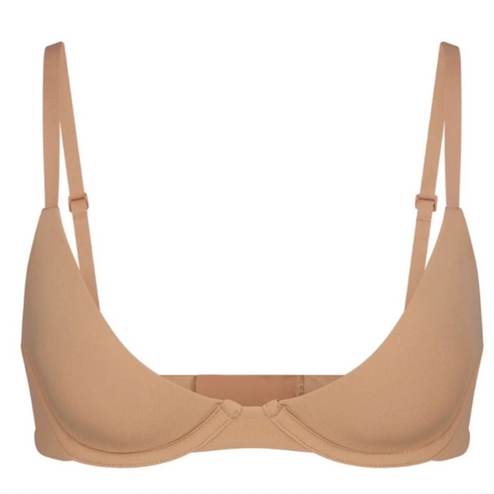 Skims Fits Everybody Plunge Bra | 34B NWOT